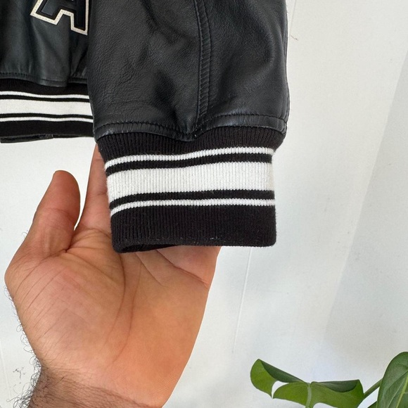 Avirex Signature Light Leather Varsity Jacket - Picture 6 of 8